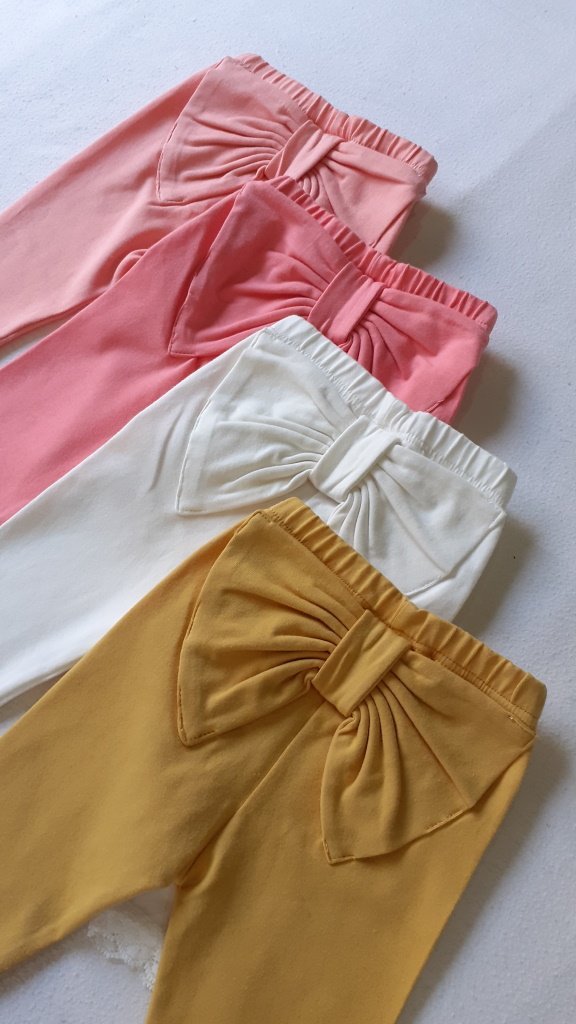 Calza Lisa con Moño