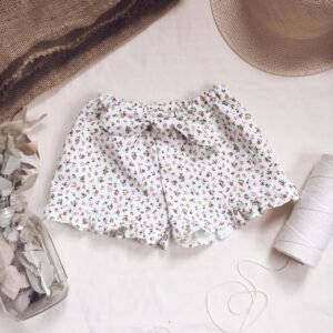 Short Estampado con Volados, Flores Pequeñas.