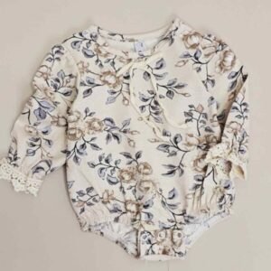 Body Manga Larga Floreado con Puntilla