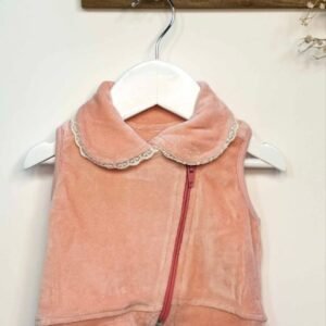 Chaleco de Plush con Puntilla